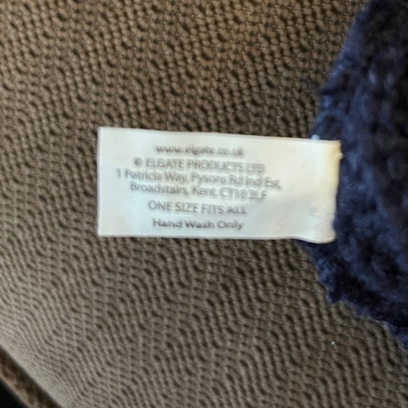 Soft London Beanie hat - Picture 2 of 8